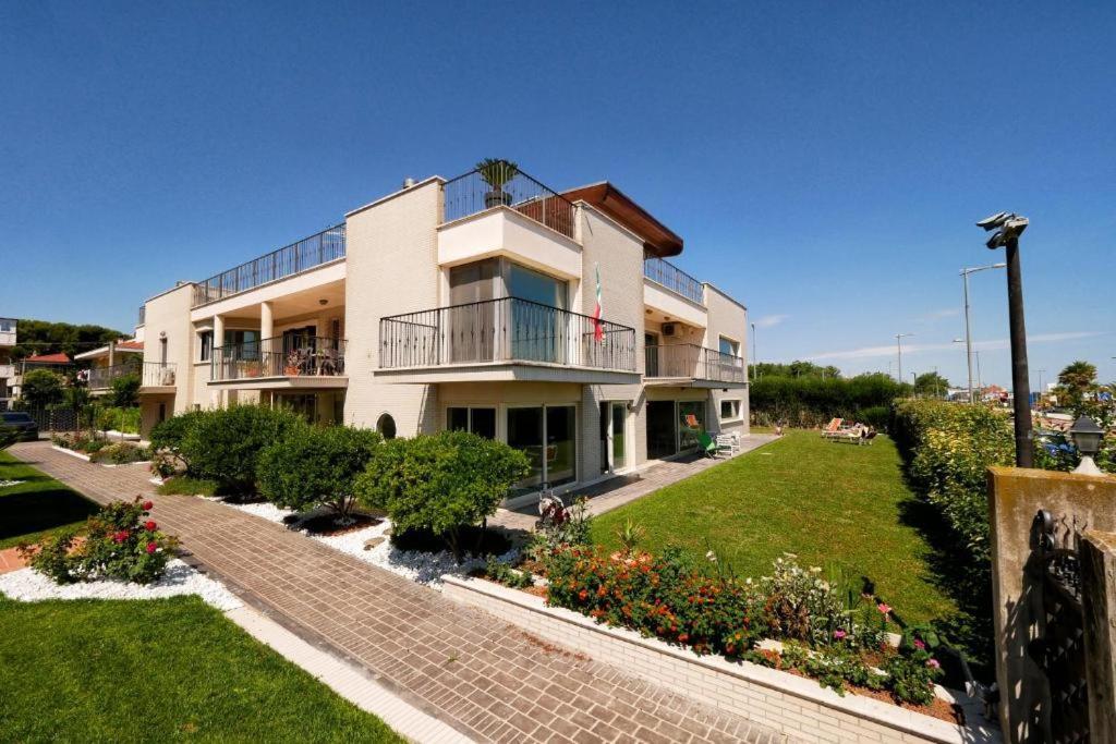 Bed and Breakfast Il Sorriso Di Angelina Pescara Zewnętrze zdjęcie
